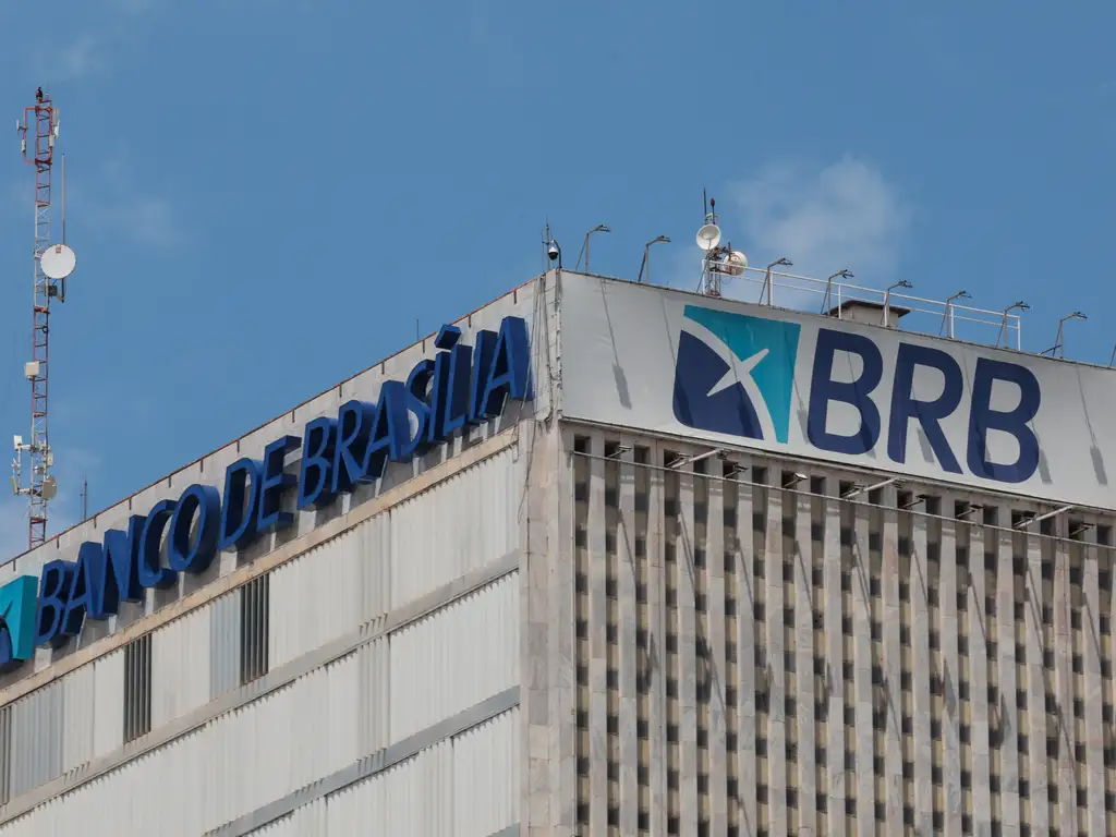 Master:  agência que procurou influenciadores tem serviços suspensos pelo BRB. Banco informou que o contato realizado pela empresa de marketing não contou com permissão da instituição